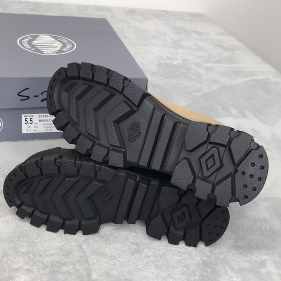 Palladium Revolt Hi TX Women's Boots in Olive New in the box - Picture 11 of 14